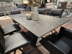 Esstische aus Keramik