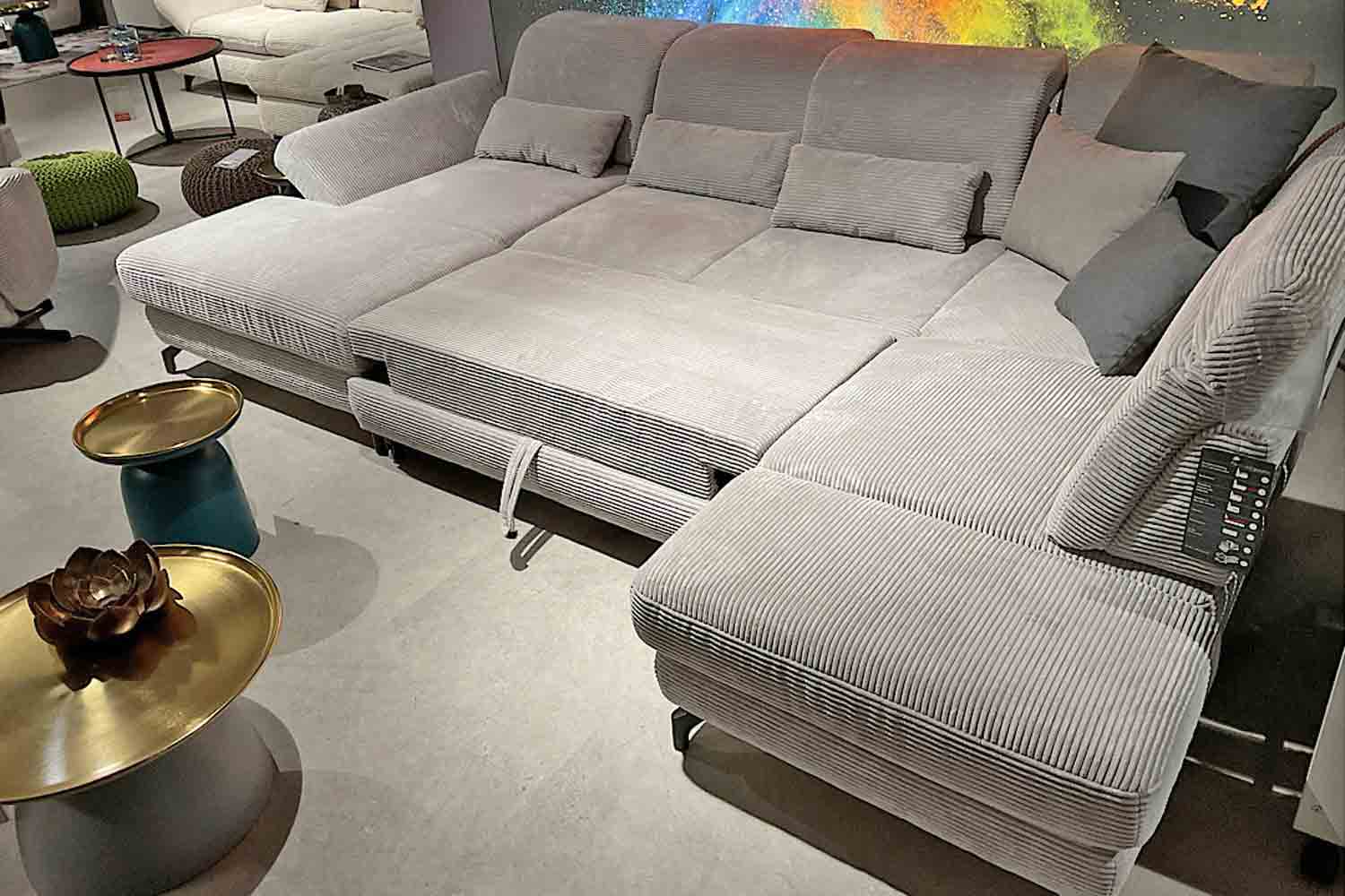 Wohnlandschaft Belfast inkl. vielen Funktionen in Trendstoff Cord 