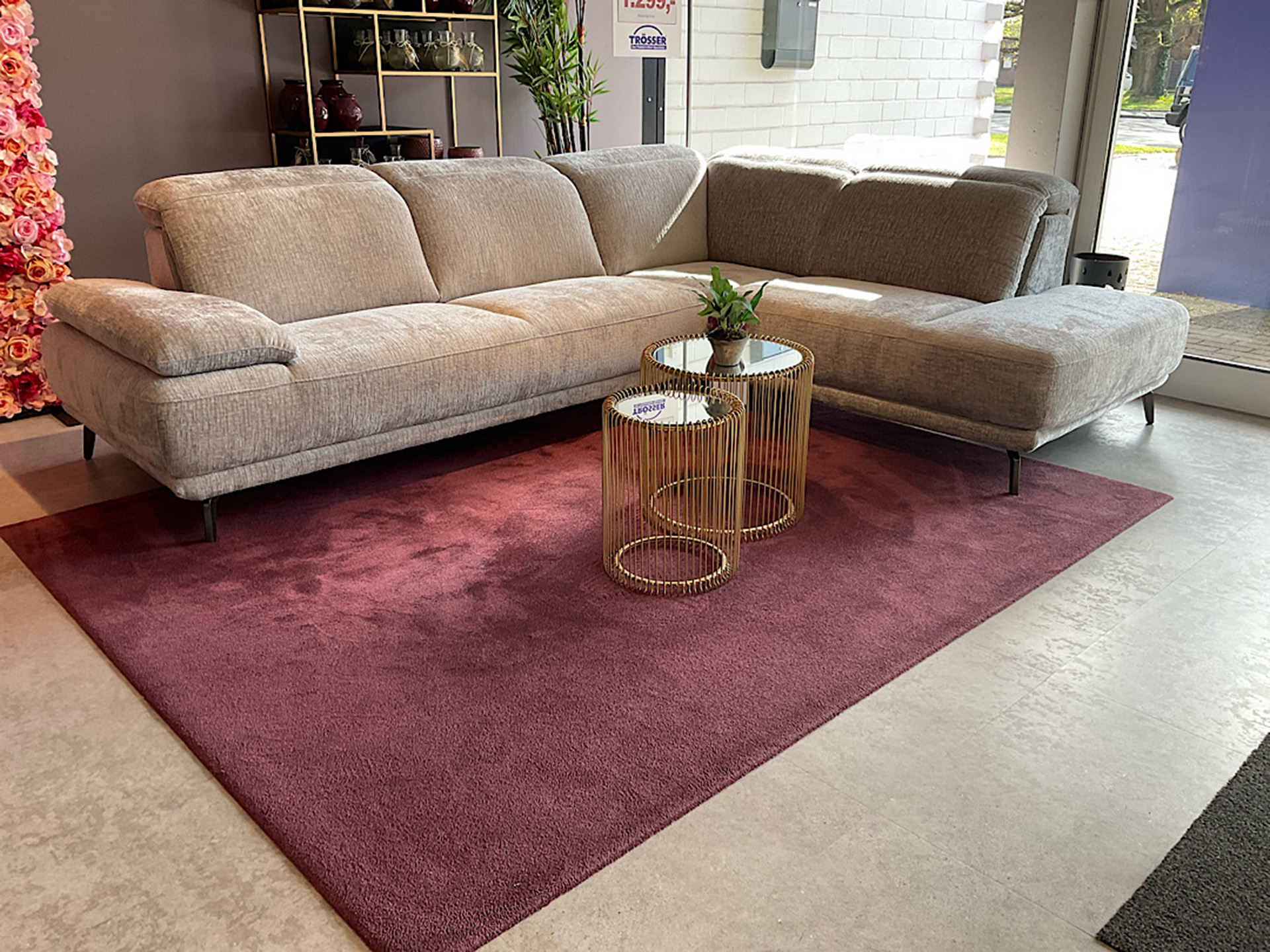 Cuoio Ecksofa inkl. Kopfteilverstellung in Stoff