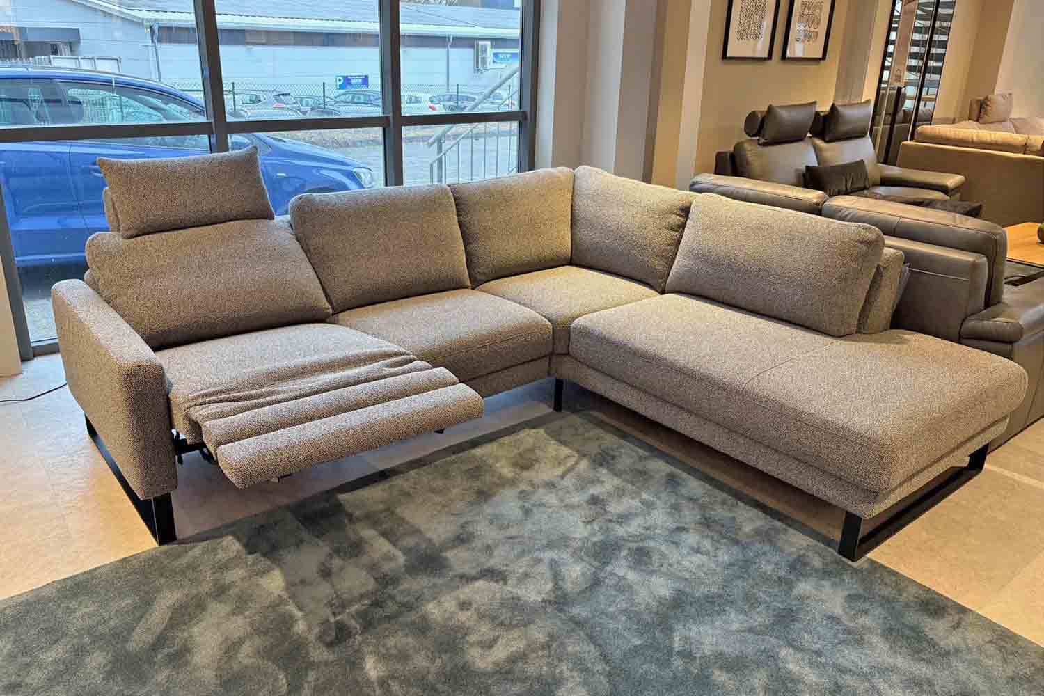 Stoff Ecksofa mit motorischer Relaxfunktion